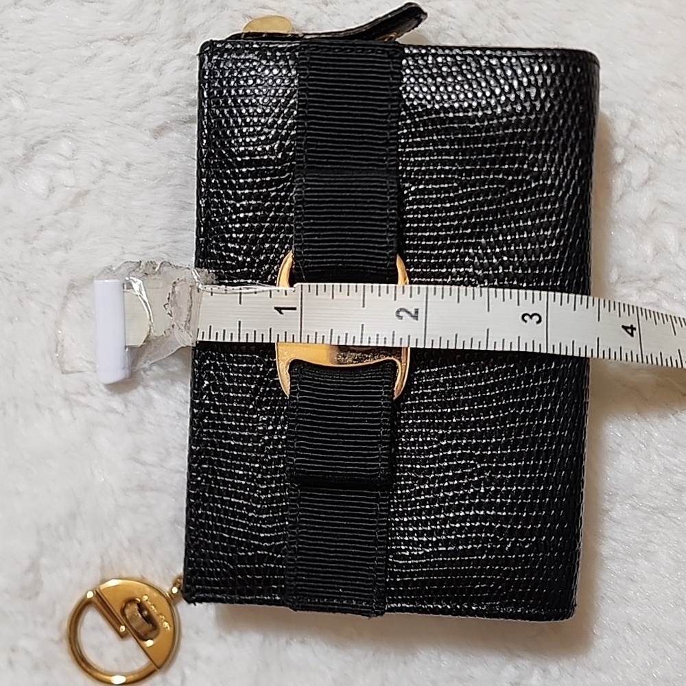 Salvatore Ferragamo Vara bow compact wallet pouch textured lizarard Imbossed - Picture 4 of 16
